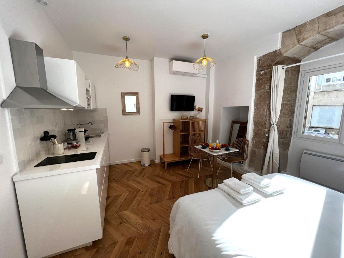 Le Comte - Heart Of Dijon Apartment ภายนอก รูปภาพ