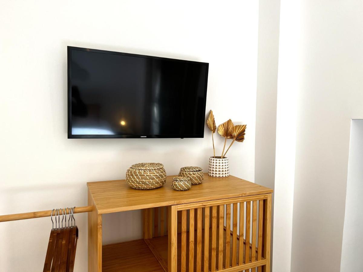 Le Comte - Heart Of Dijon Apartment ภายนอก รูปภาพ